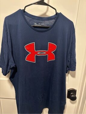 Under Armour Navy Short Sleeve Tee with Red Logo Graphic
